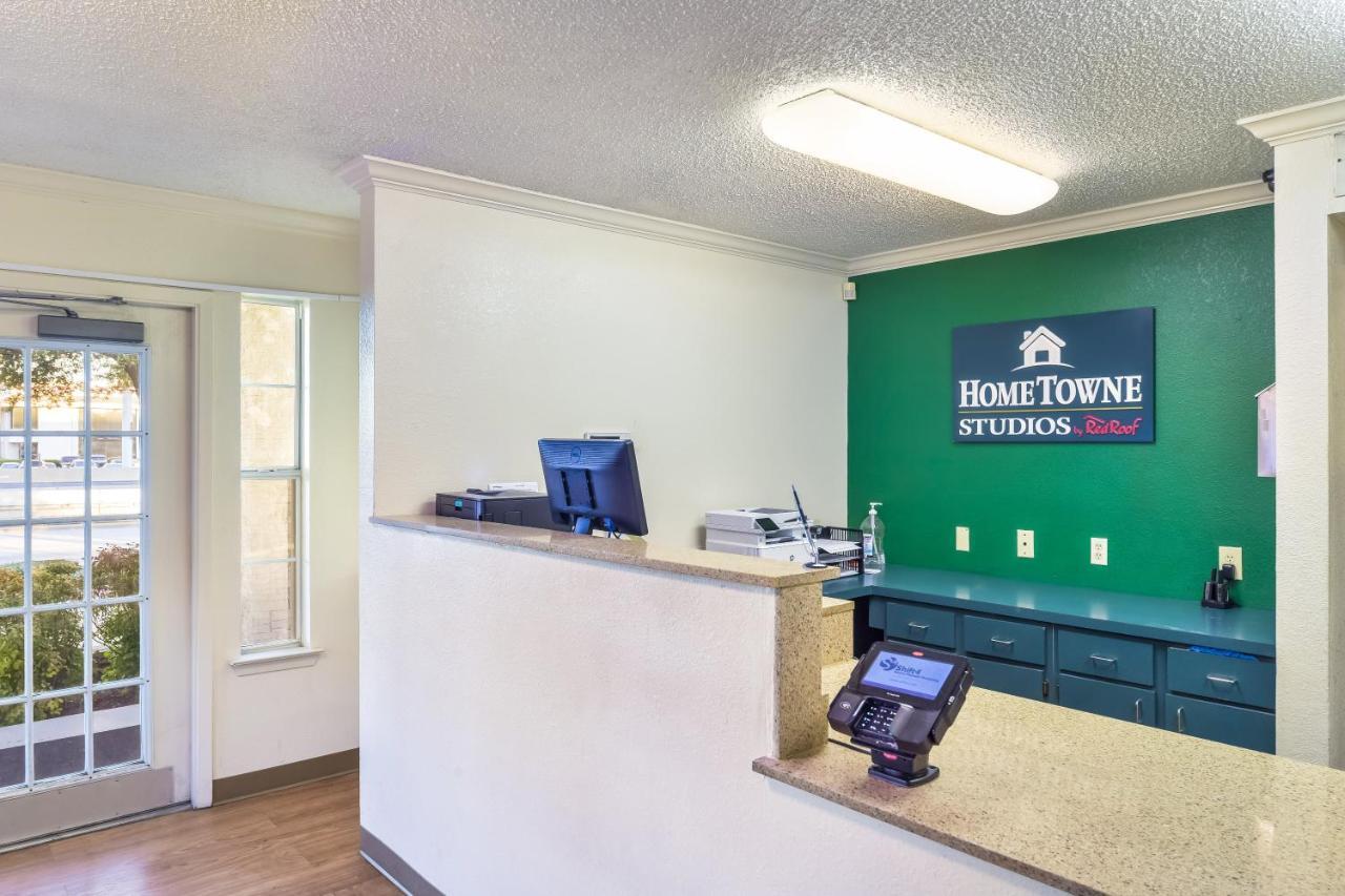 Hometowne Studios By Red Roof Dallas - North Addison - Tollway Kültér fotó